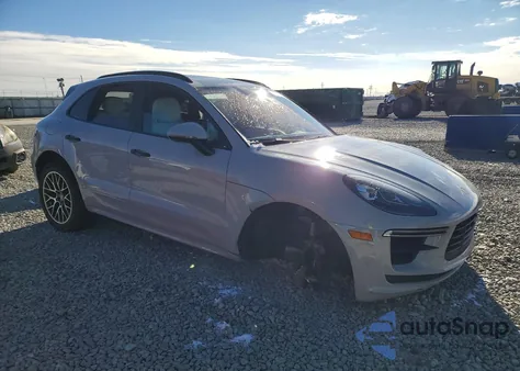 2021 Porsche Macan Turbo z USA, uszkodzony, nr VIN WP1AF2A5XMLB60530